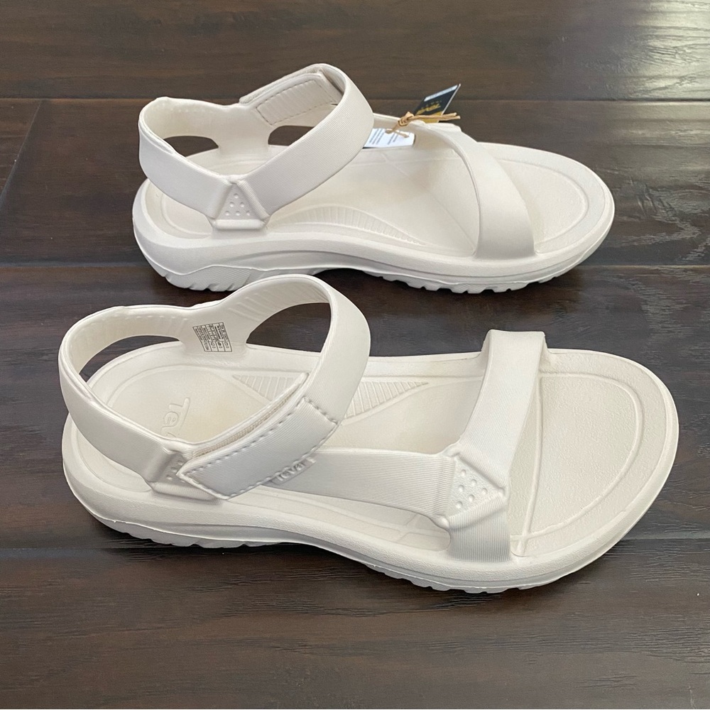 New Teva Hurricane Drift Women’s strap rubber sandals size 7